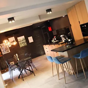 https://buenas-noches-villa-standing-piscine-wellness.brusselshotelsbook.com