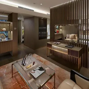 The Landmark Mandarin Oriental Hotel