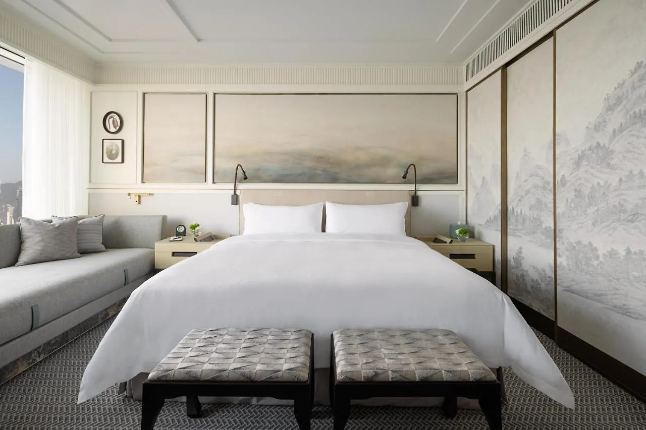 Island Shangri-La, Hong Kong 5*,