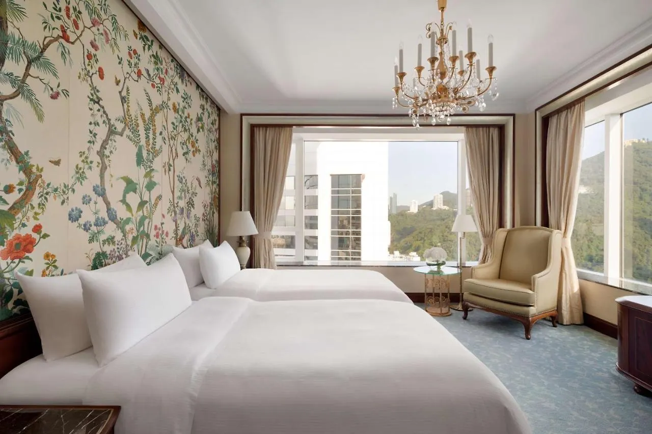 Island Shangri-La, Hong Kong 5*,