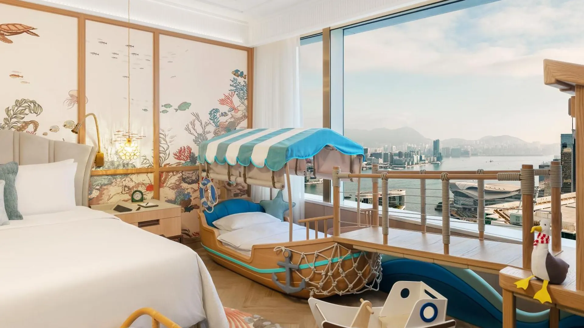 ***** Hotel Island Shangri-La, Hong Kong China