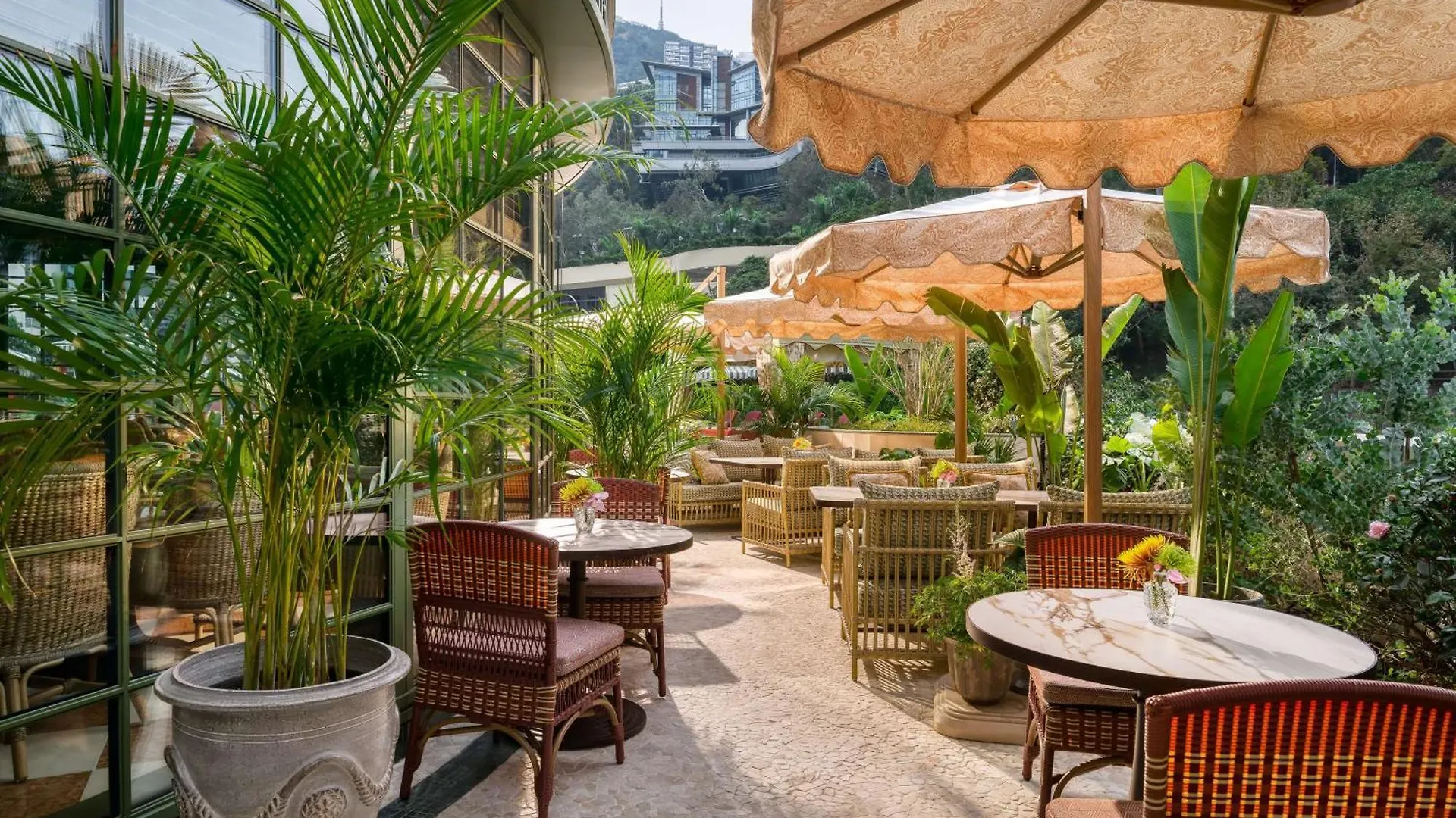 Island Shangri-La, Hong Kong Hotel