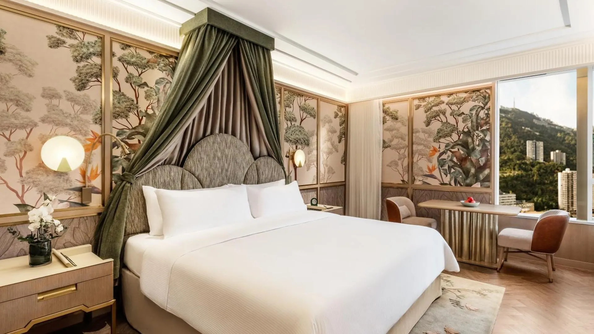 Island Shangri-La, Hong Kong Hotel