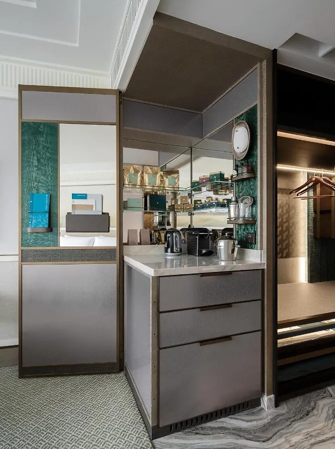 Island Shangri-La, Hongkong 5*,