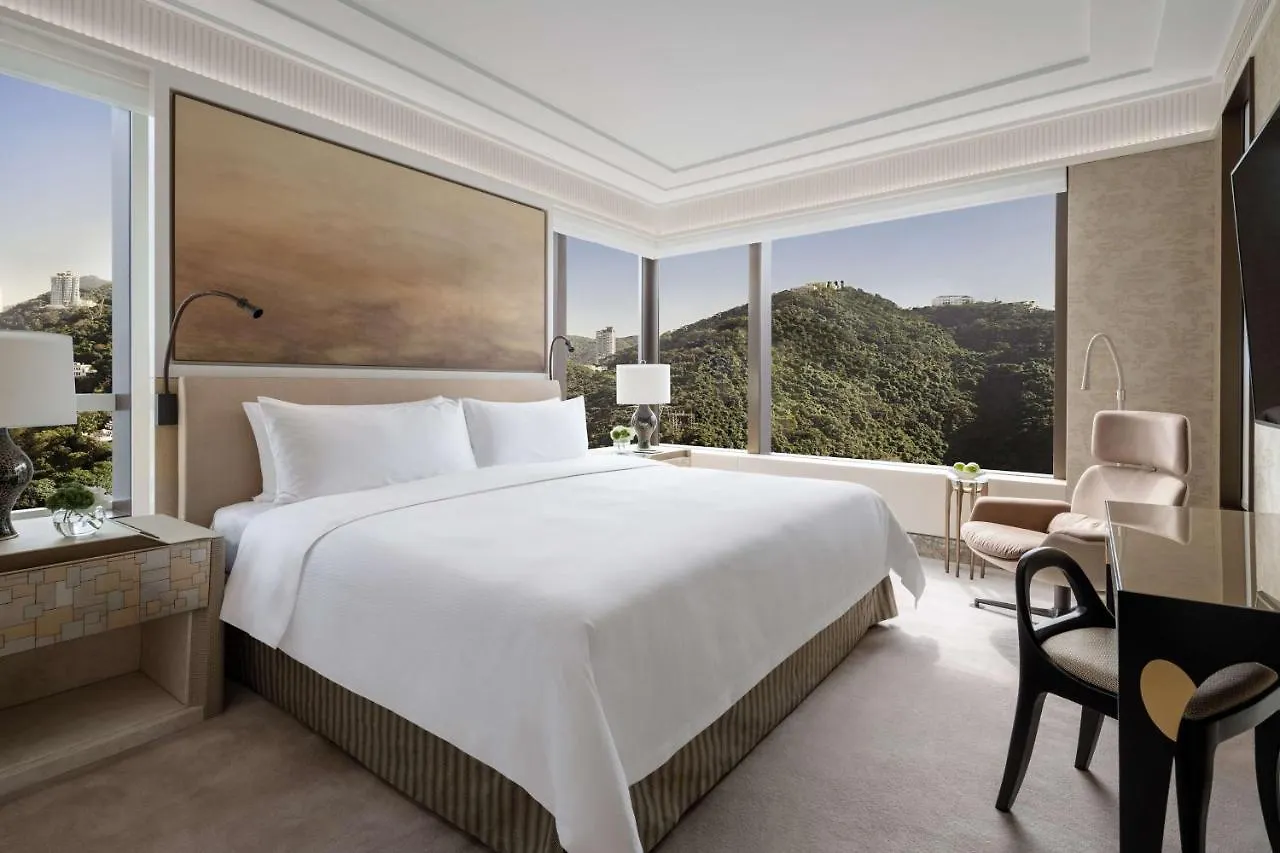 Island Shangri-La, Hongkong 5*,