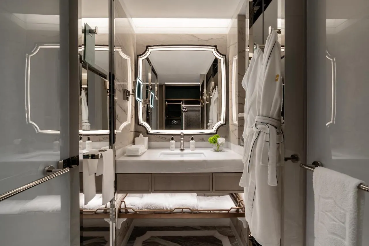 Island Shangri-La, Hongkong 5*,  Kina